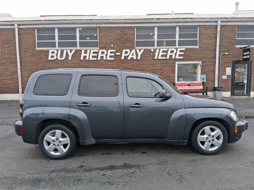 2011 Chevrolet HHR Image 1