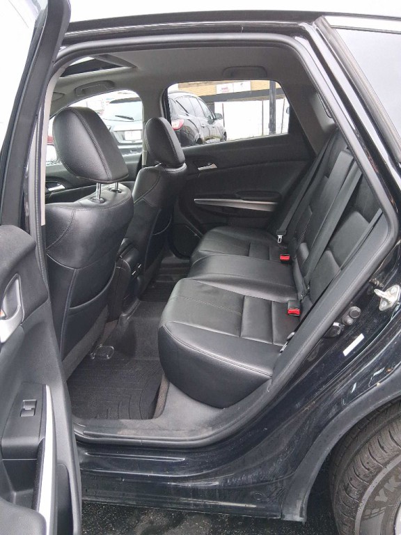 2014 Honda Crosstour Image 10