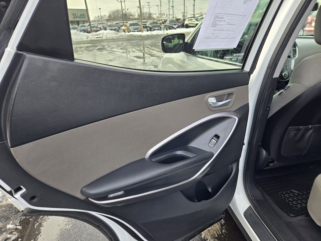 2015 Hyundai Santa Fe Sport Image 11