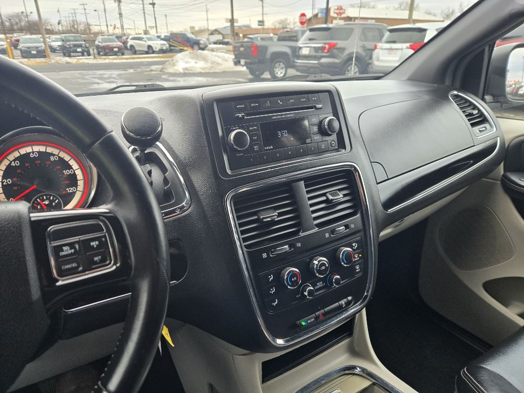 2017 Dodge Grand Caravan Image 11