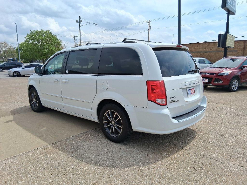 2017 Dodge Grand Caravan Image 6