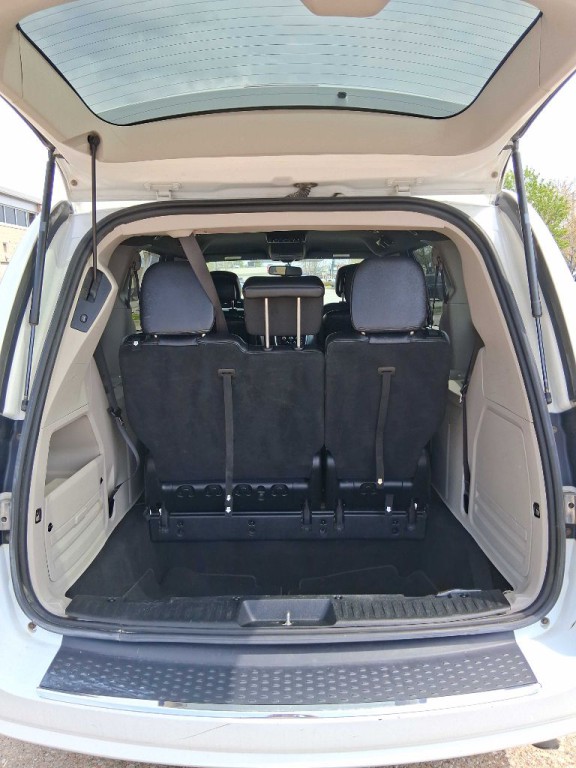 2017 Dodge Grand Caravan Image 7