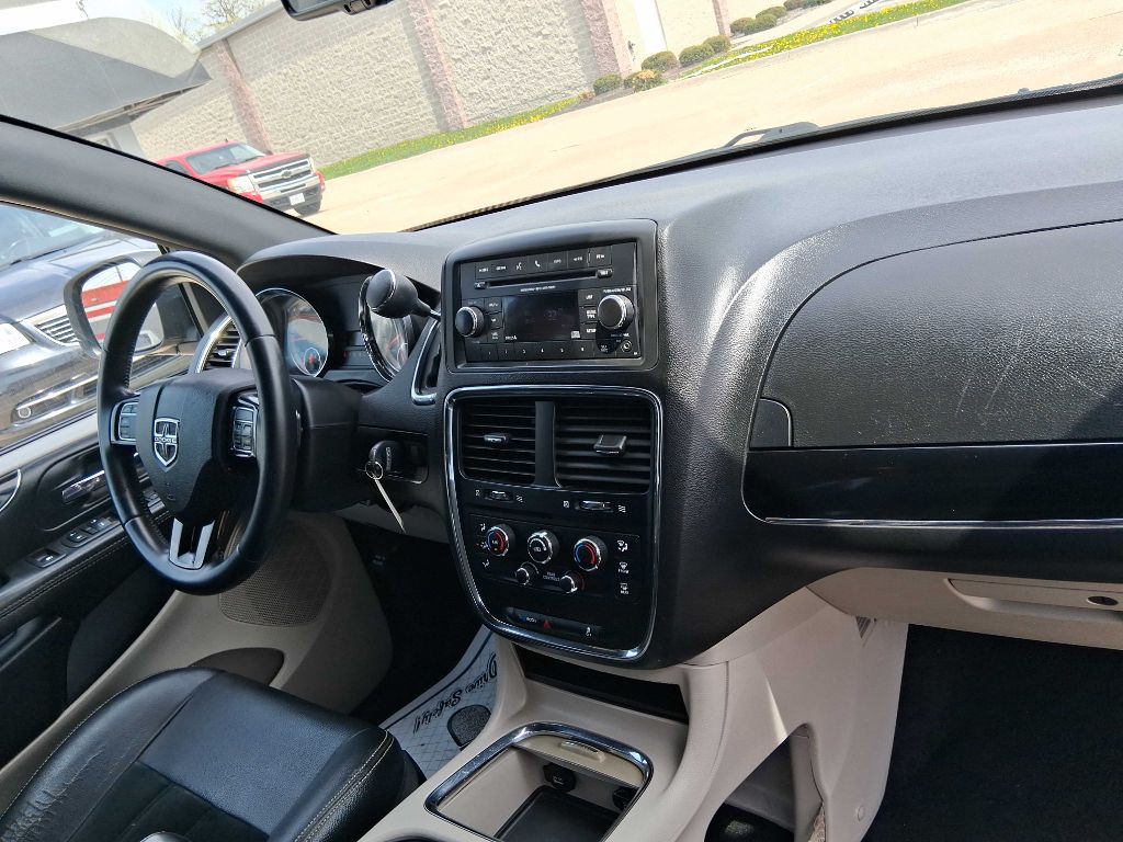 2017 Dodge Grand Caravan Image 11