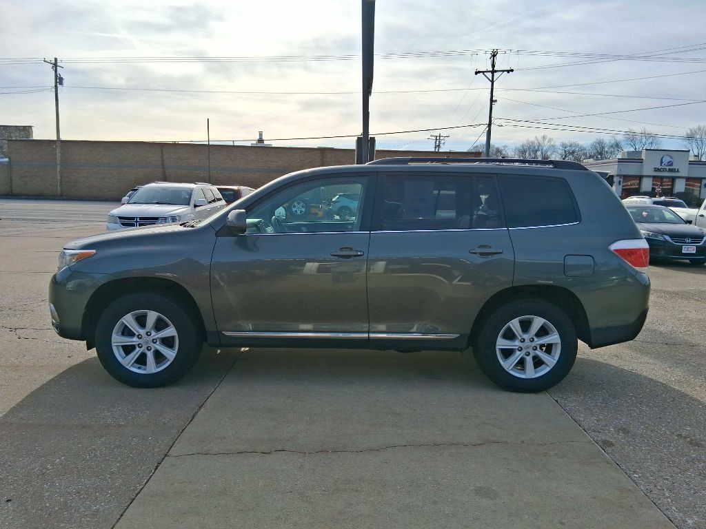 2012 Toyota Highlander Image 2
