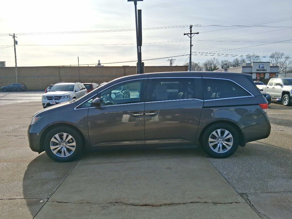 2016 Honda Odyssey Image 2