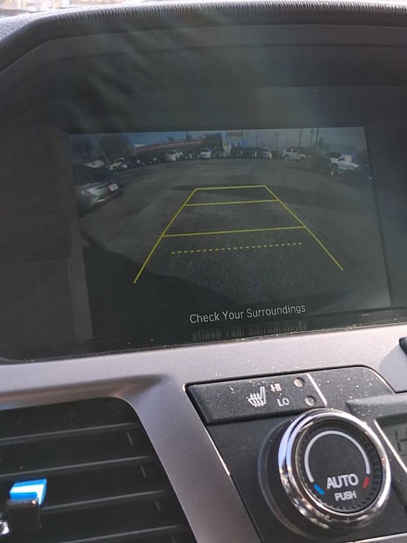 2016 Honda Odyssey Image 12