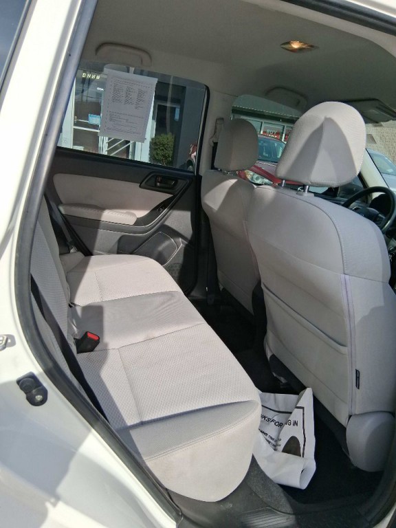 2016 Subaru Forester Image 8