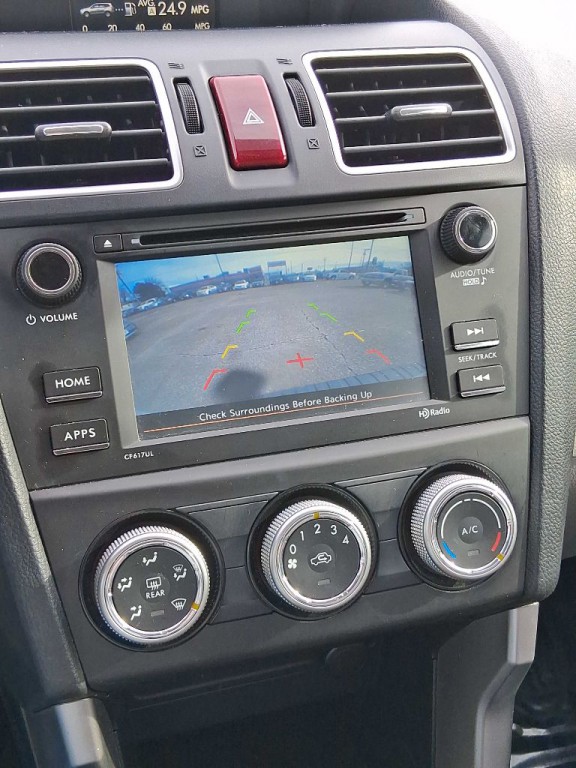 2016 Subaru Forester Image 11