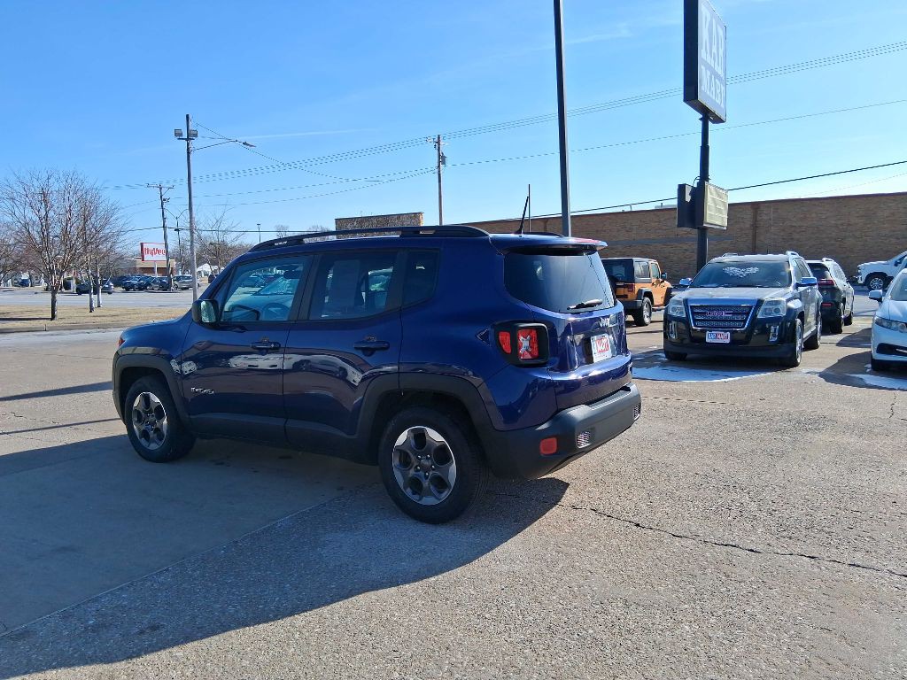 2017 Jeep Renegade Image 6