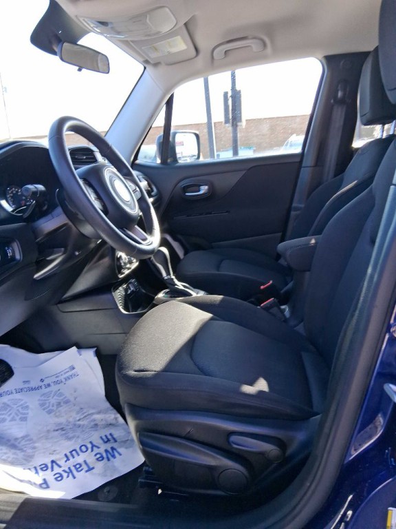 2017 Jeep Renegade Image 13