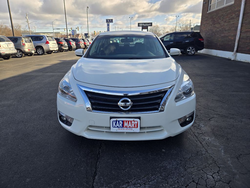2014 Nissan Altima Image 3
