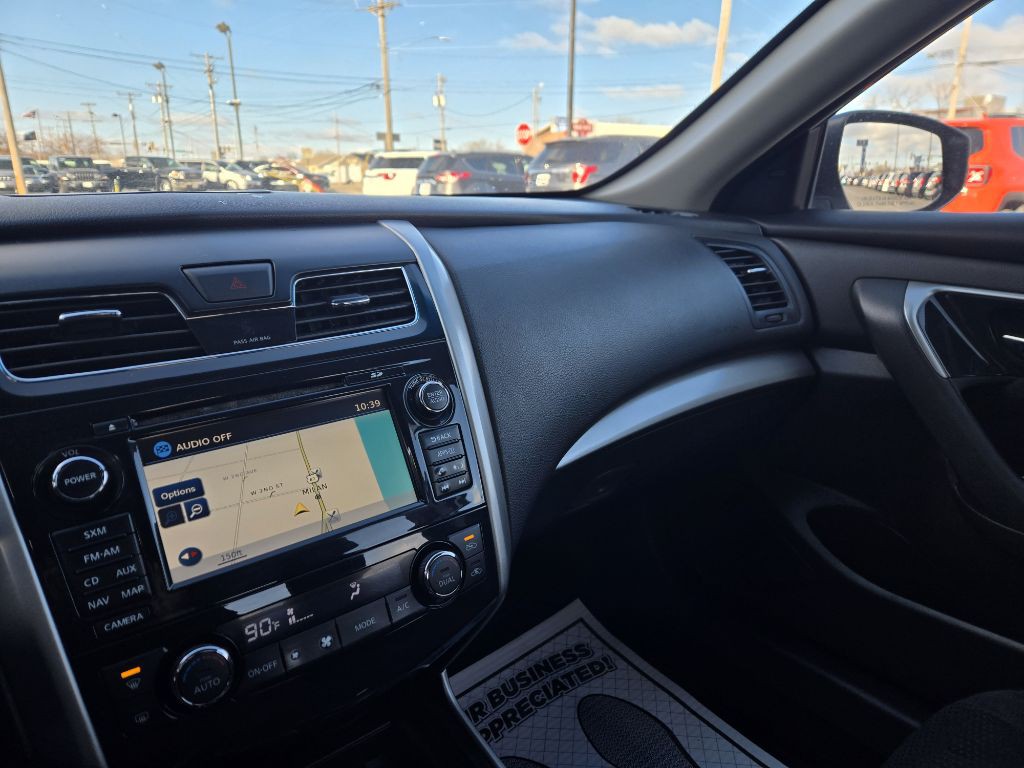 2014 Nissan Altima Image 14