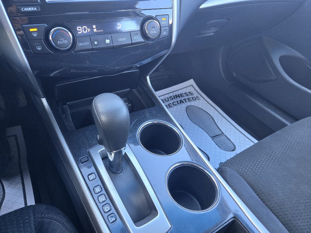 2014 Nissan Altima Image 16
