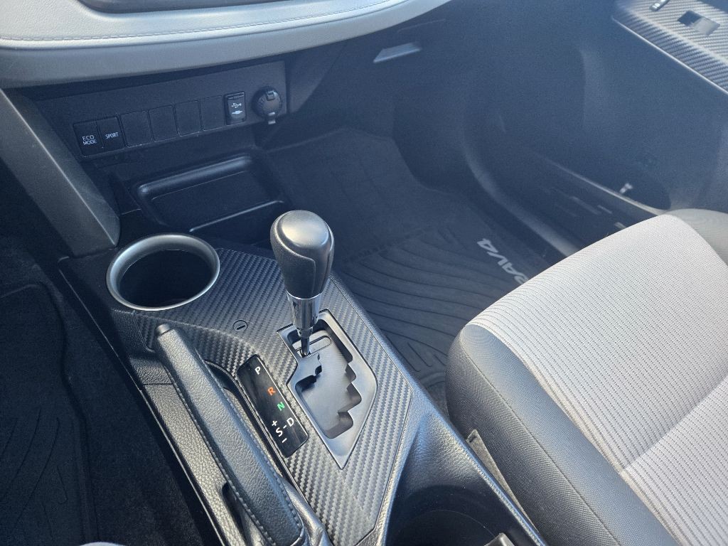 2015 Toyota Rav4 Image 18