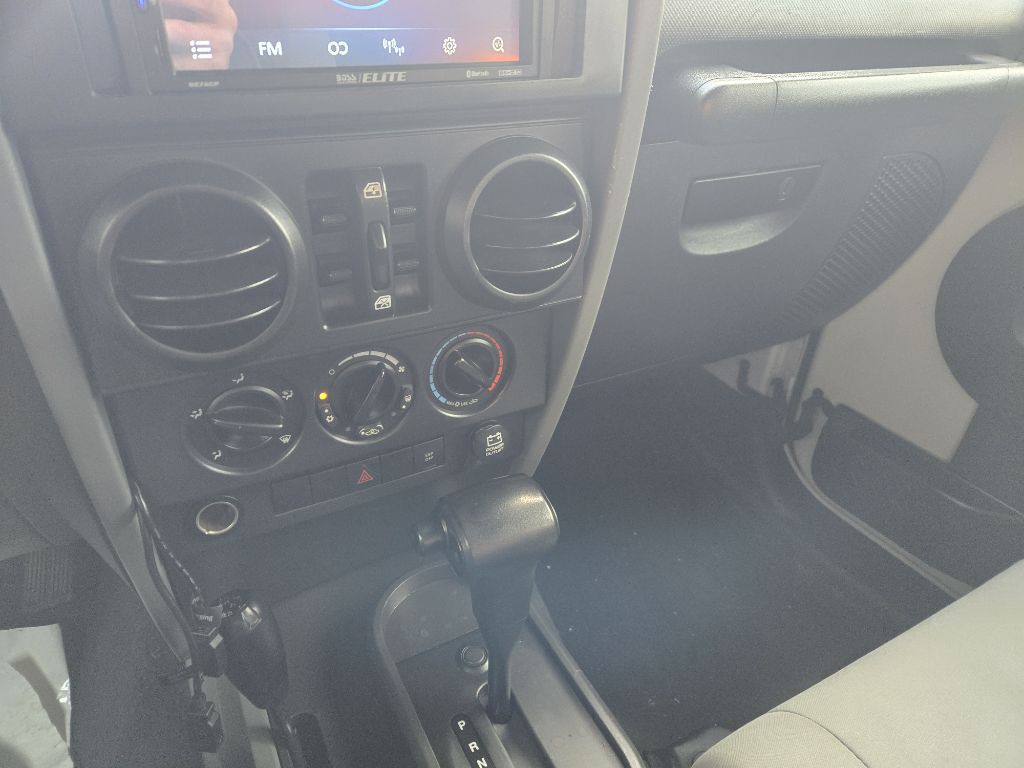 2008 Jeep Wrangler Unlimited Image 16