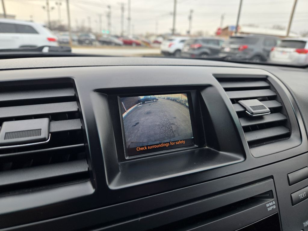 2011 Toyota Highlander Image 18