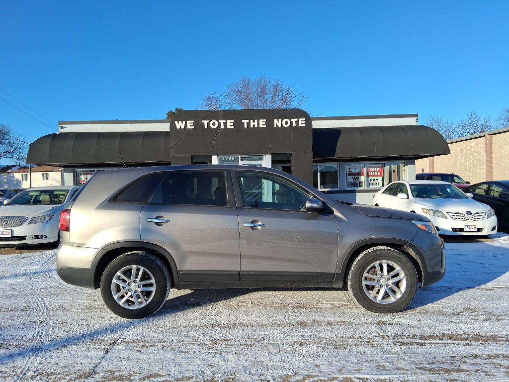 2015 Kia Sorento Image 1