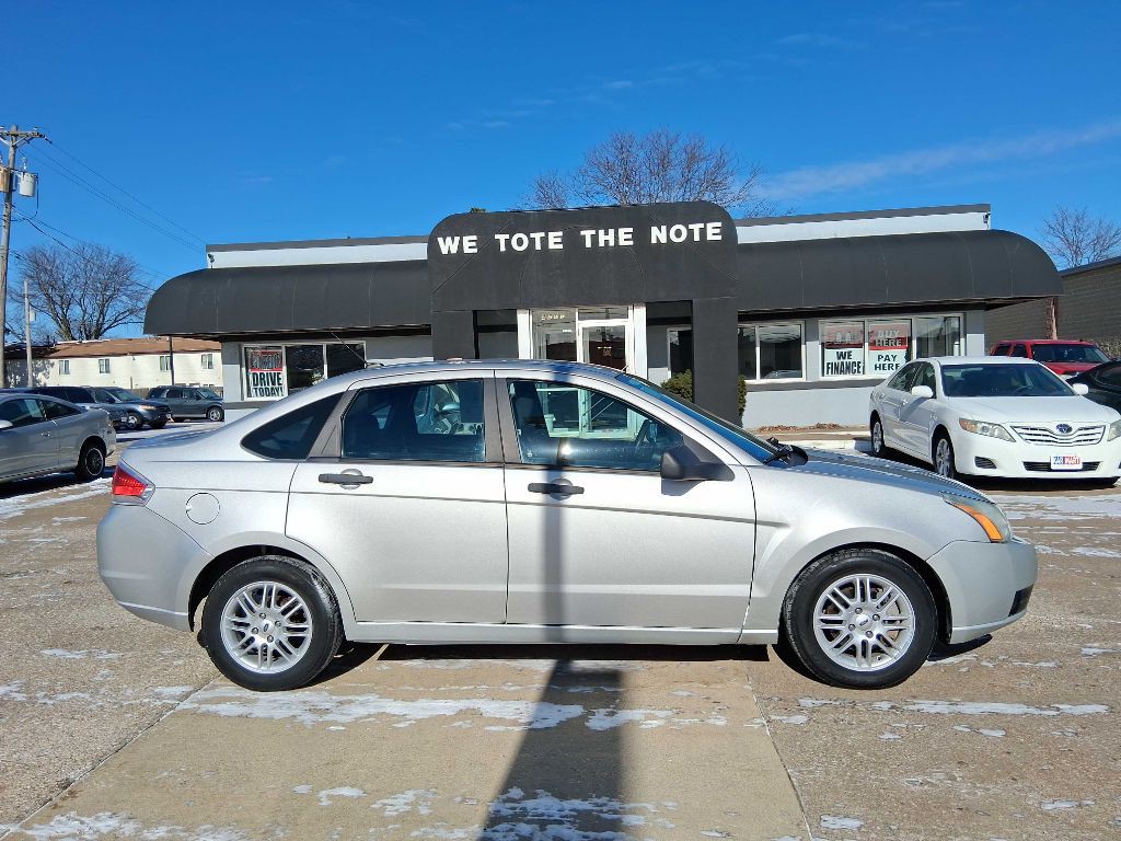 2009 Ford Focus Image 1