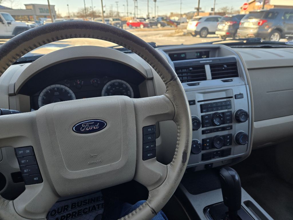 2009 Ford Escape Image 13