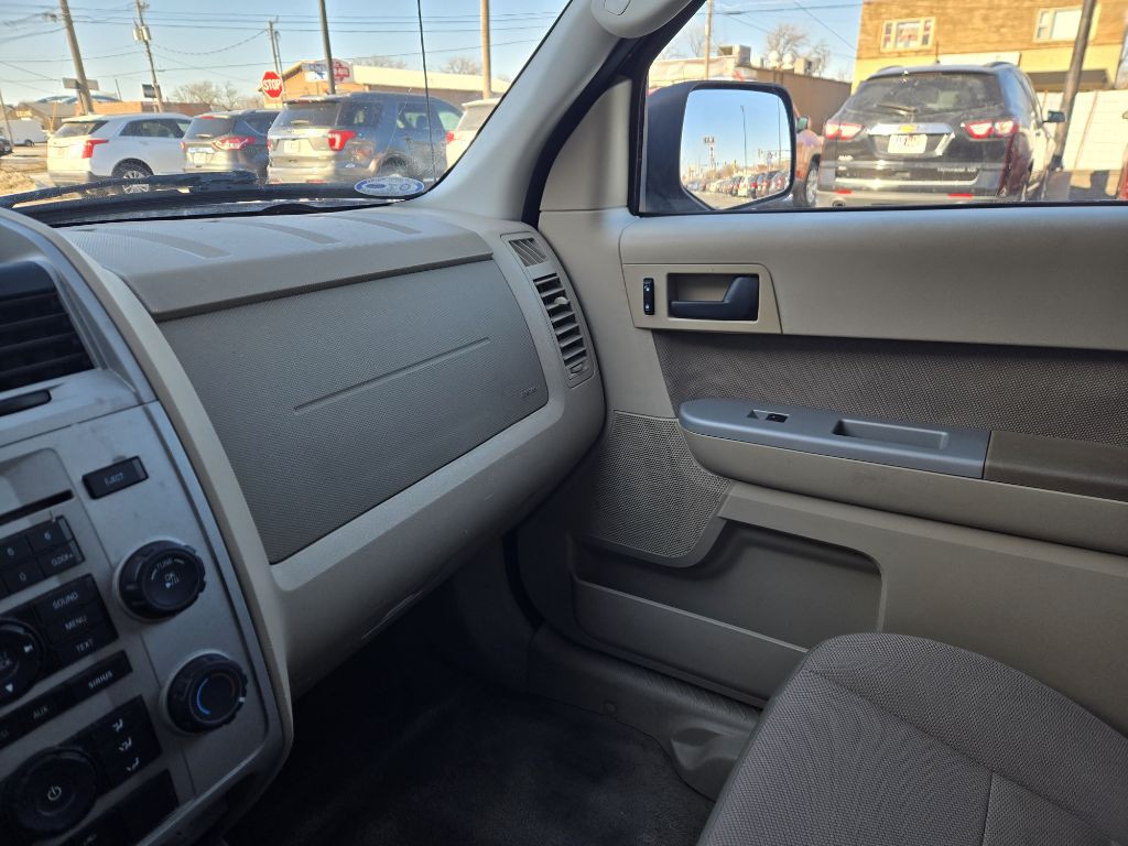 2009 Ford Escape Image 14