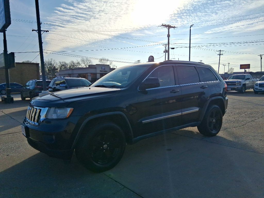 2011 Jeep Grand Cherokee Image 3
