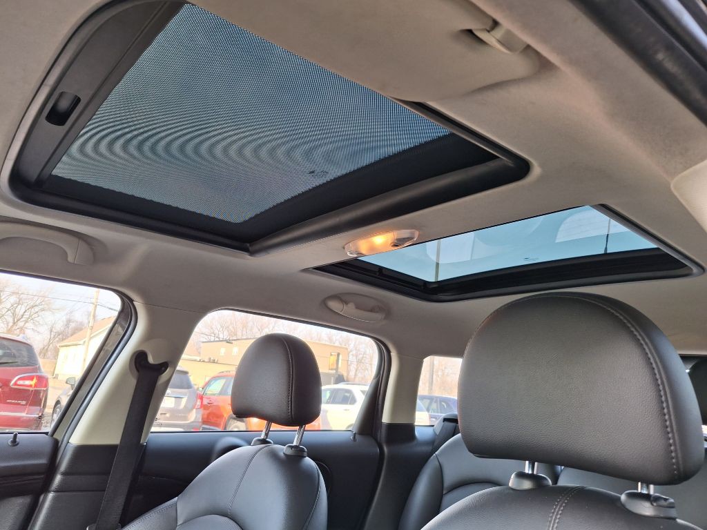 2013 MINI Cooper Image 10