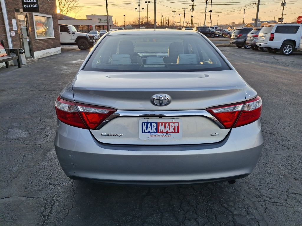 2015 Toyota Camry Image 7
