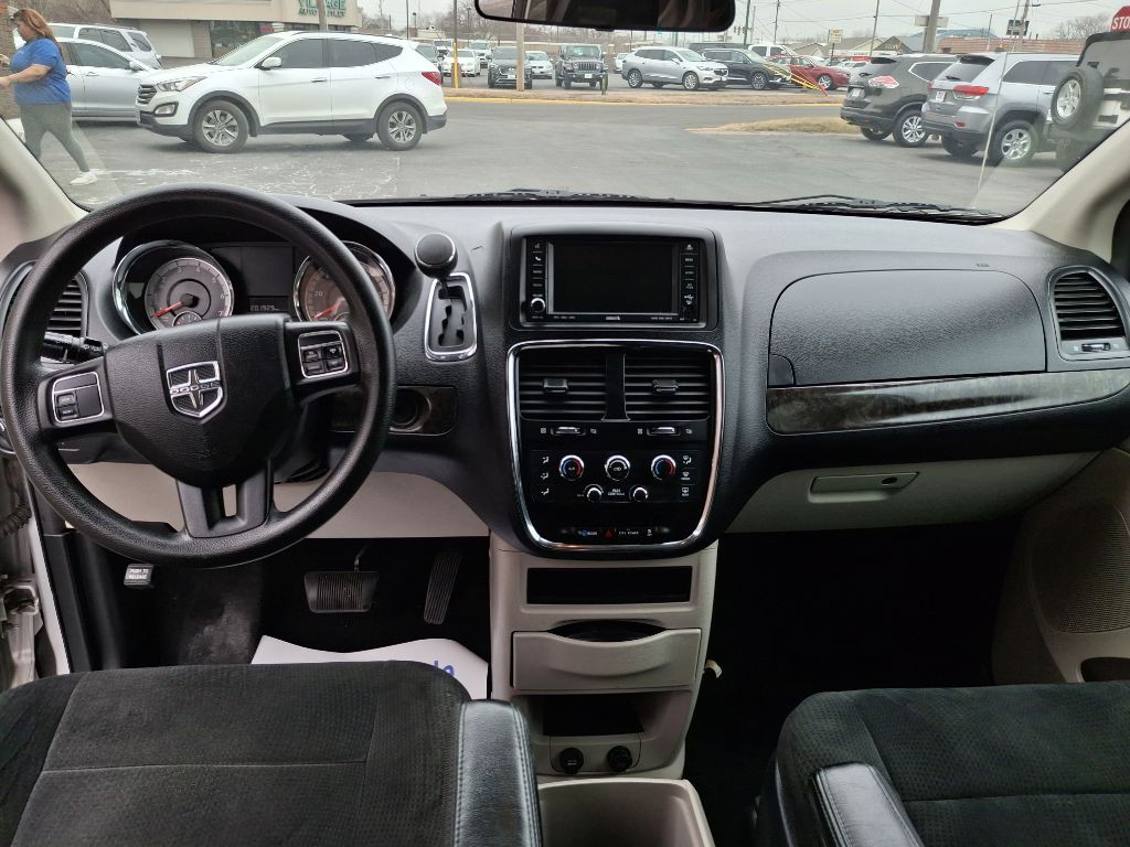 2011 Dodge Grand Caravan Image 8