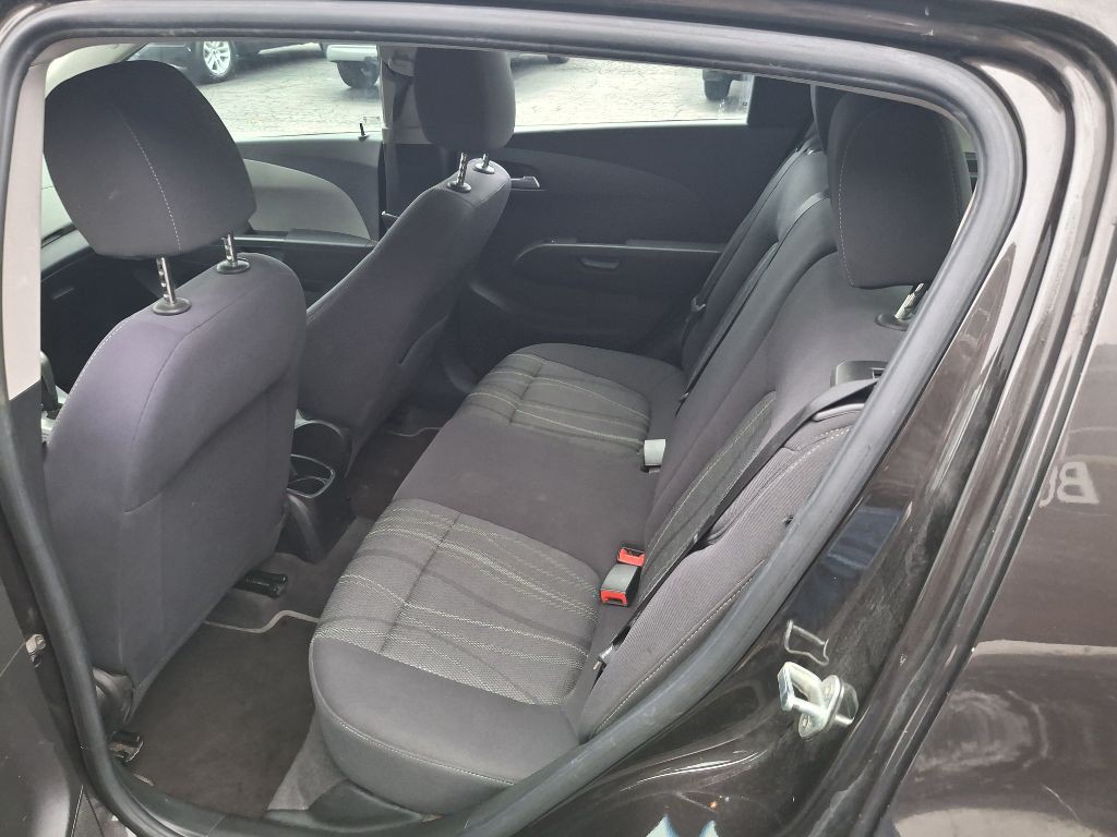 2013 Chevrolet Sonic Image 8