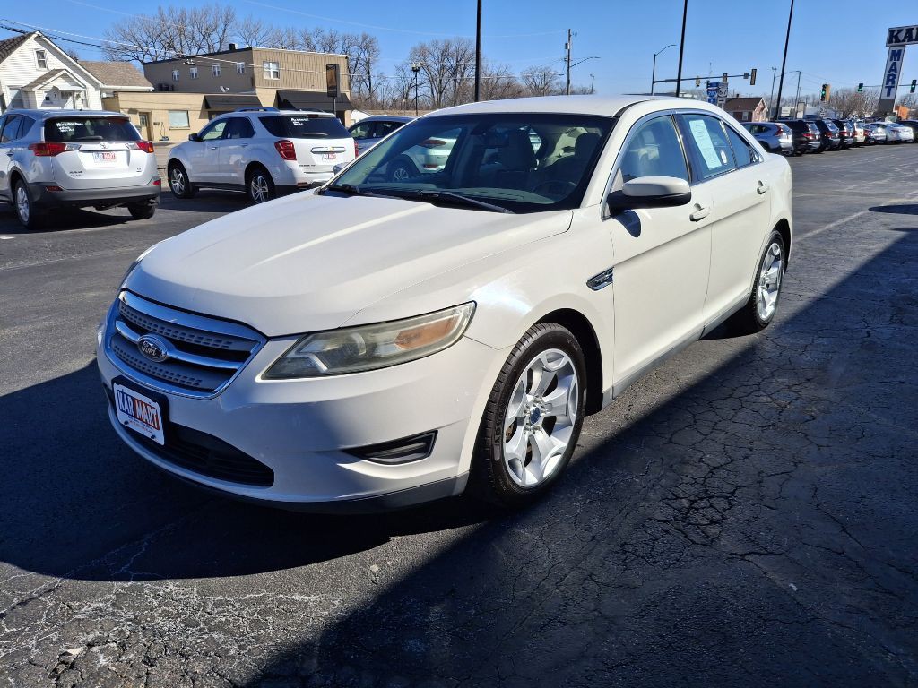 2011 Ford Taurus Image 4