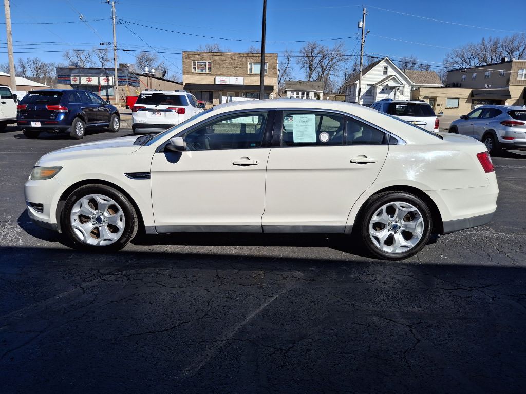 2011 Ford Taurus Image 5