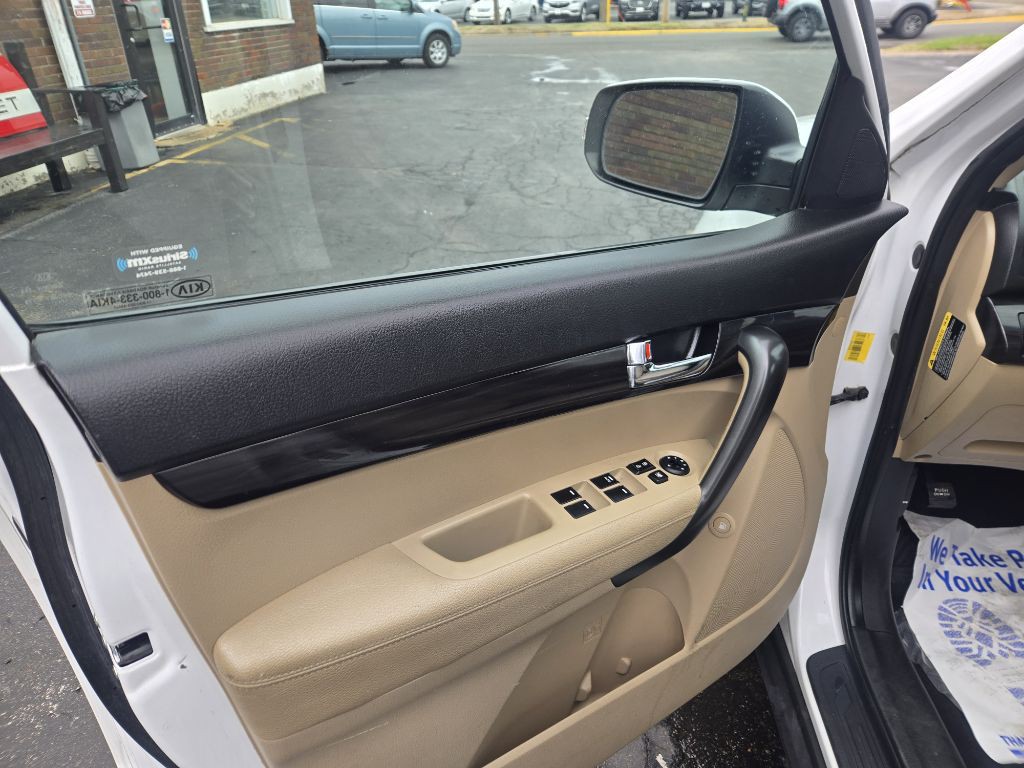 2012 Kia Sorento Image 14