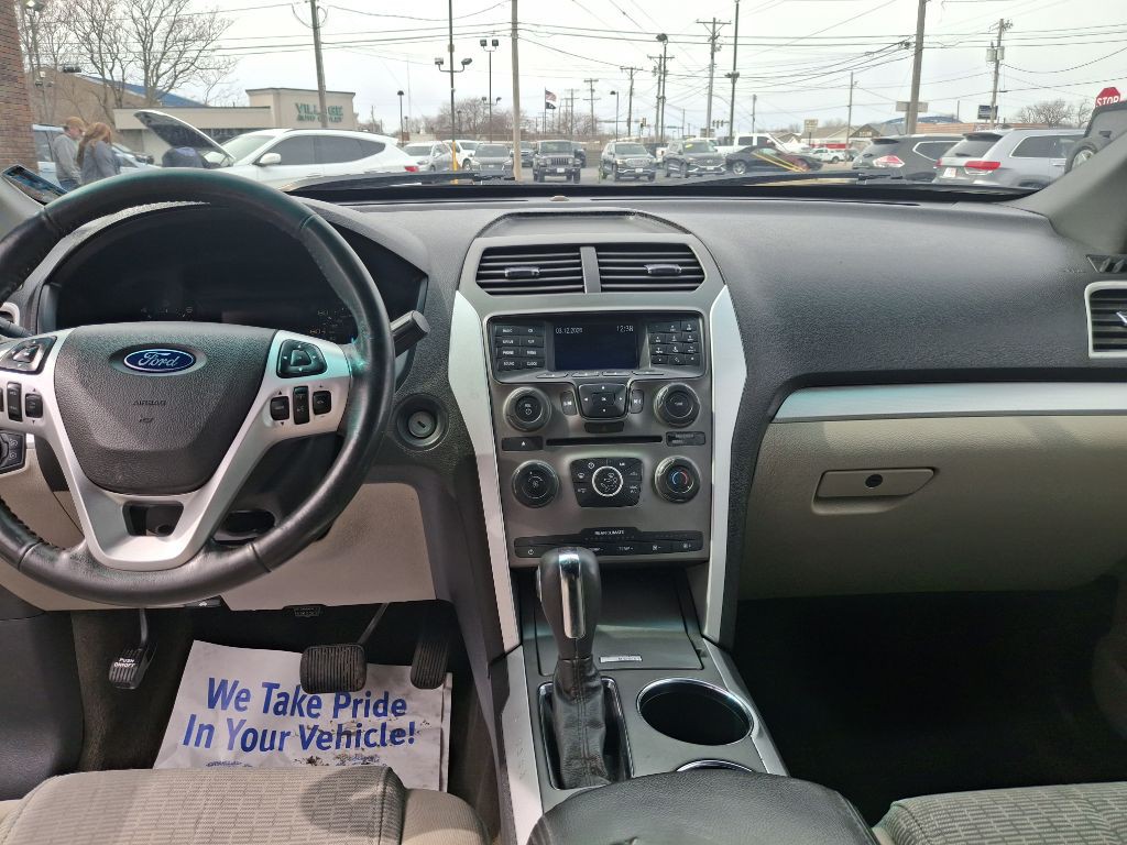 2013 Ford Explorer Image 9