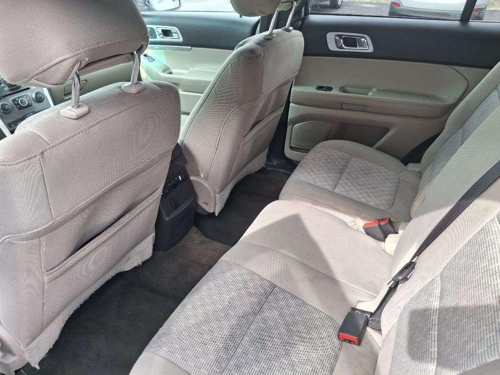 2013 Ford Explorer Image 10