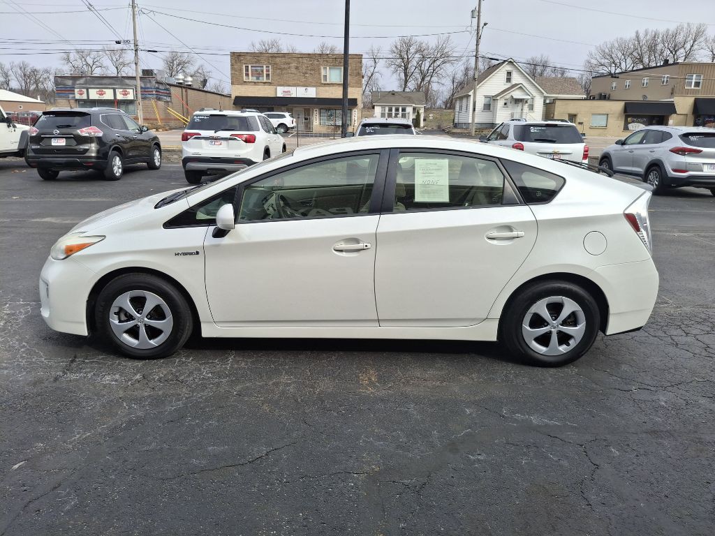 2012 Toyota Prius Image 5