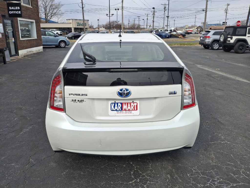 2012 Toyota Prius Image 7