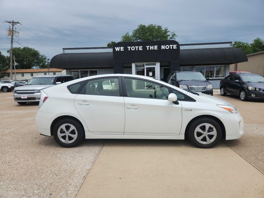 2012 Toyota Prius Image 1