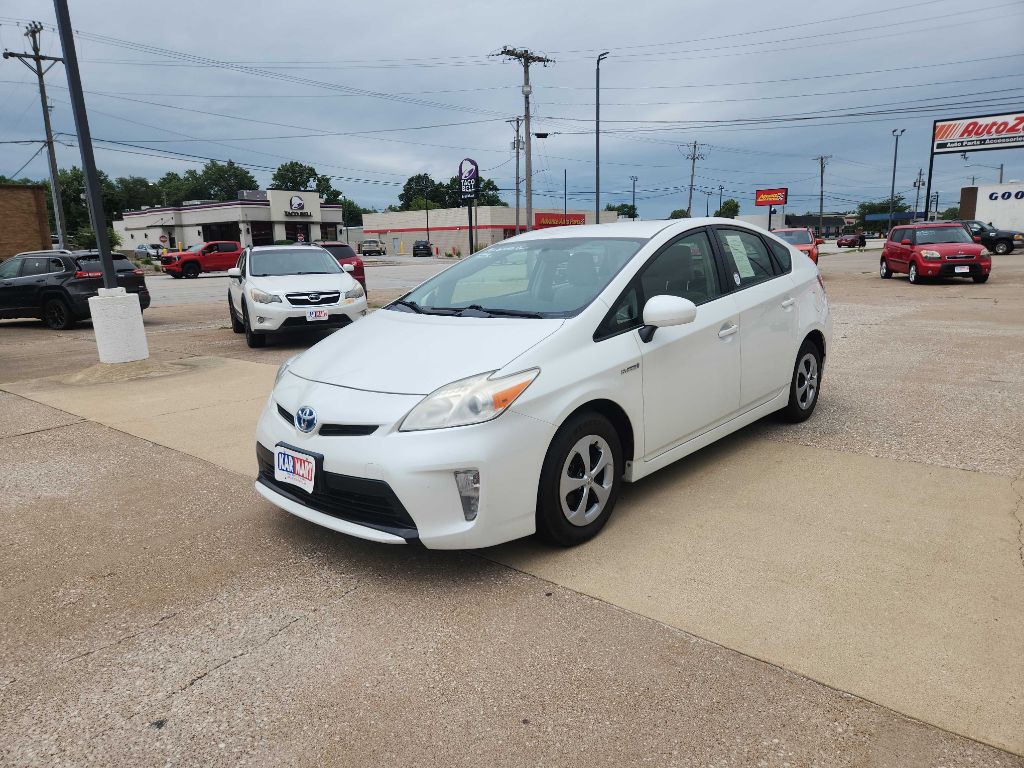 2012 Toyota Prius Image 3