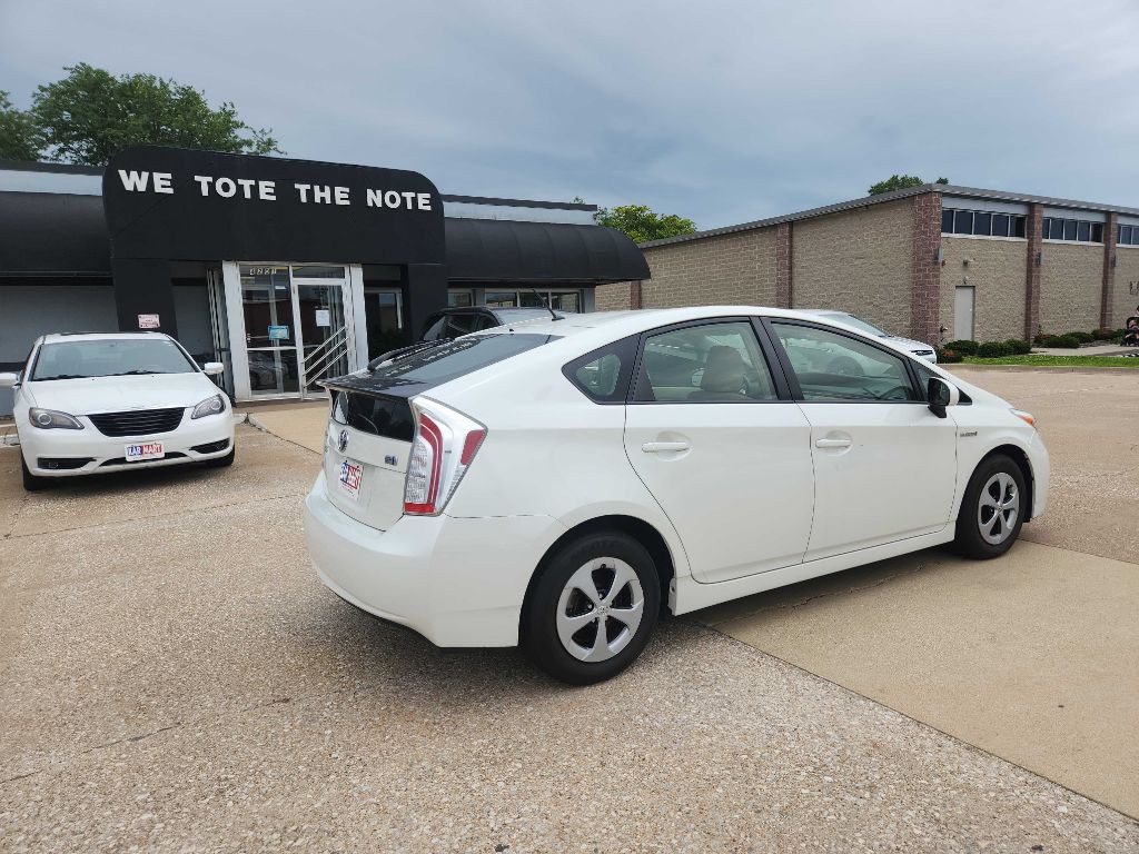 2012 Toyota Prius Image 5