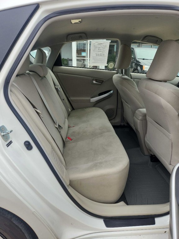 2012 Toyota Prius Image 8