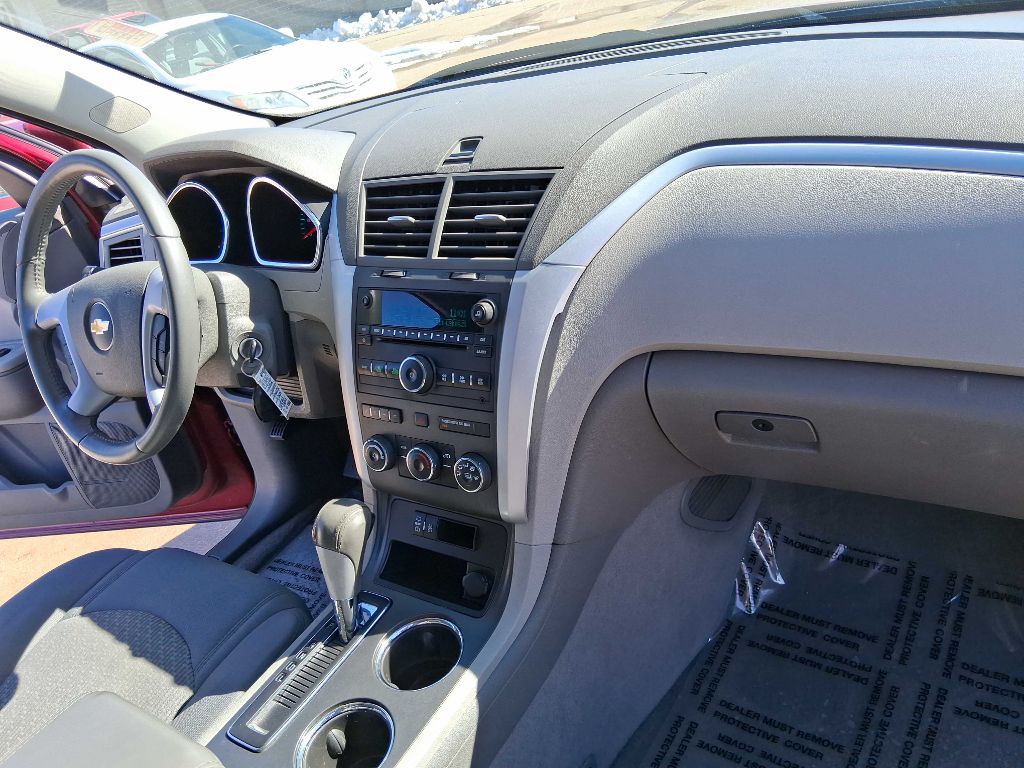 2012 Chevrolet Traverse Image 11