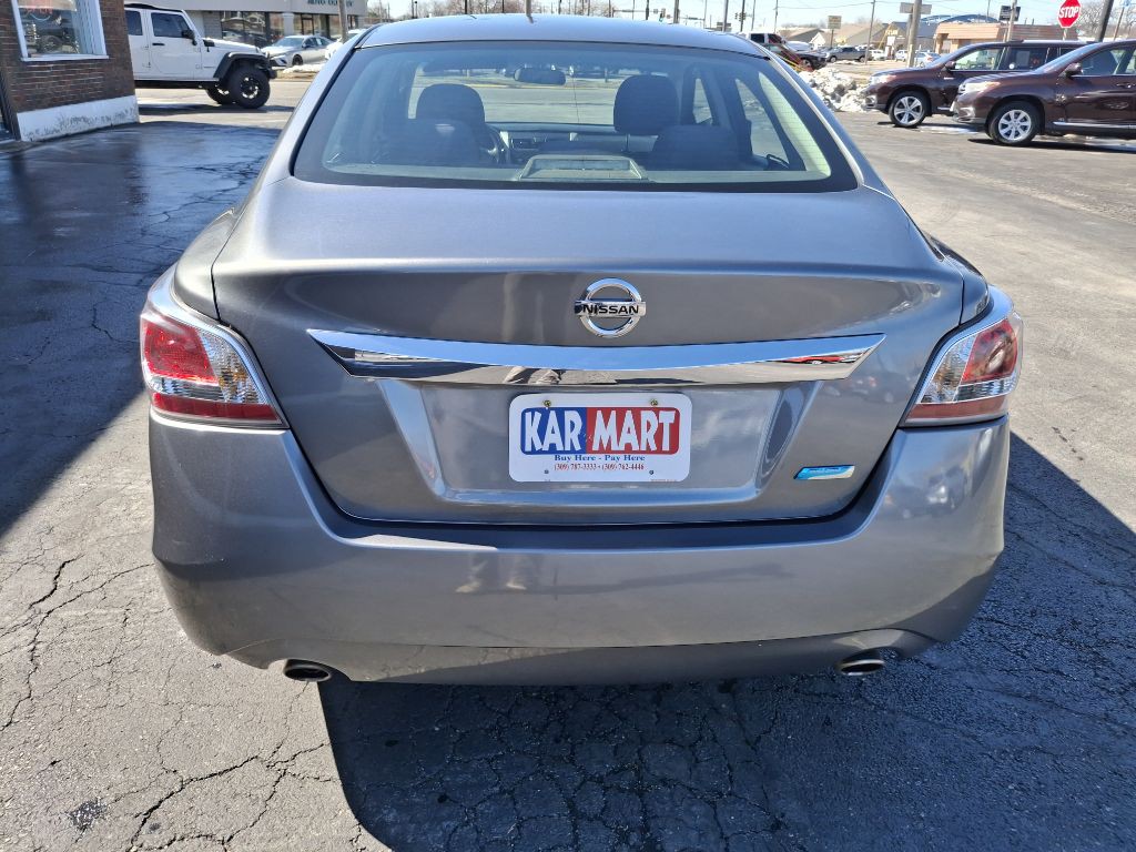 2014 Nissan Altima Image 7