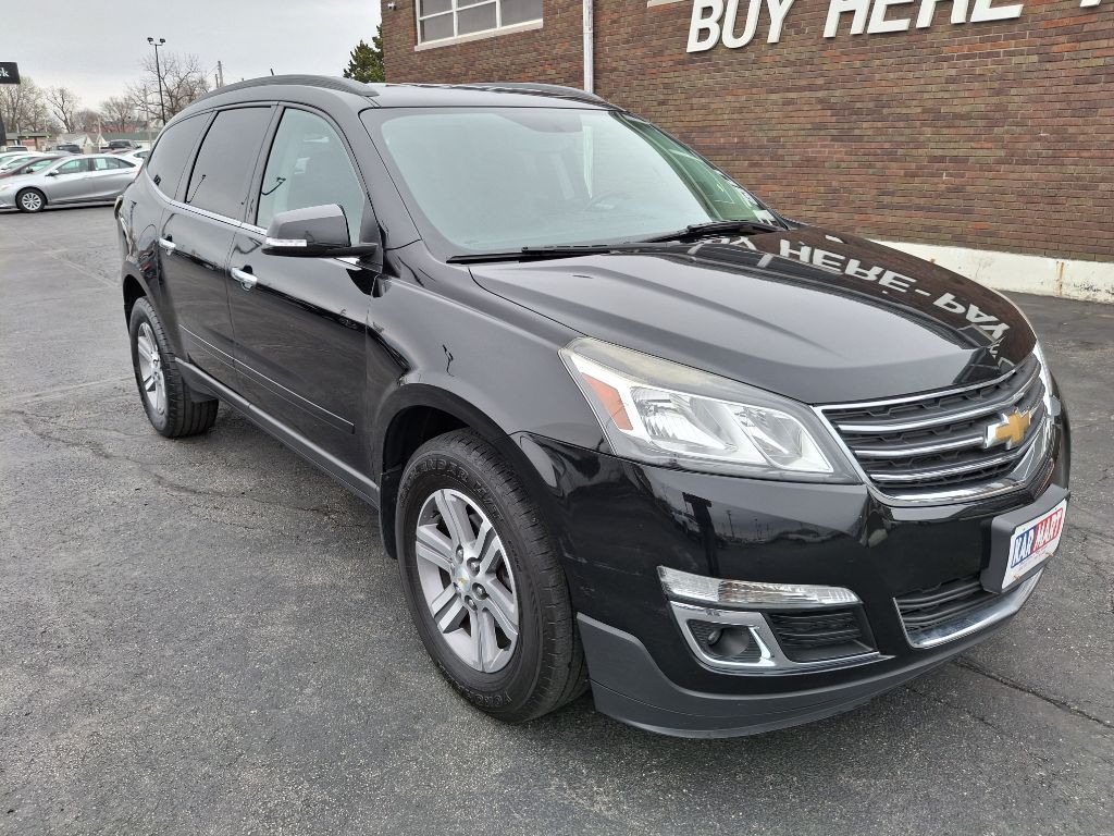 2016 Chevrolet Traverse Image 2