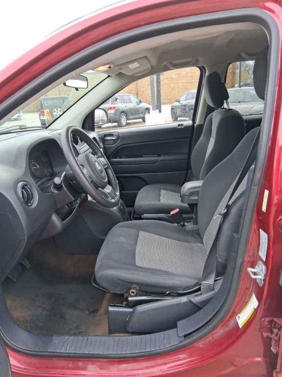 2015 Jeep Compass Image 11