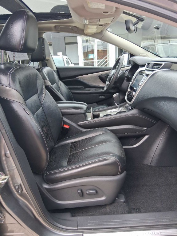 2016 Nissan Murano Image 9