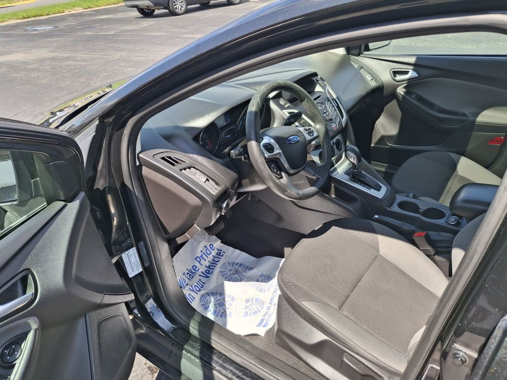 2014 Ford Focus Image 8