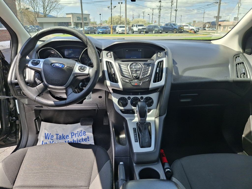 2014 Ford Focus Image 9