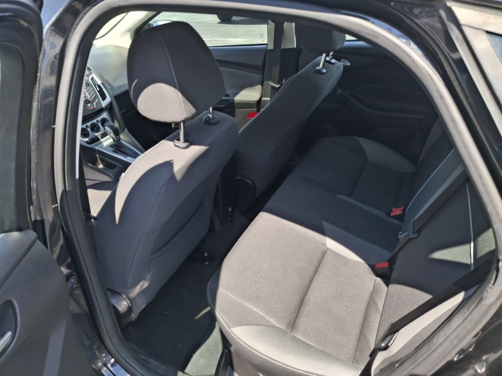 2014 Ford Focus Image 10