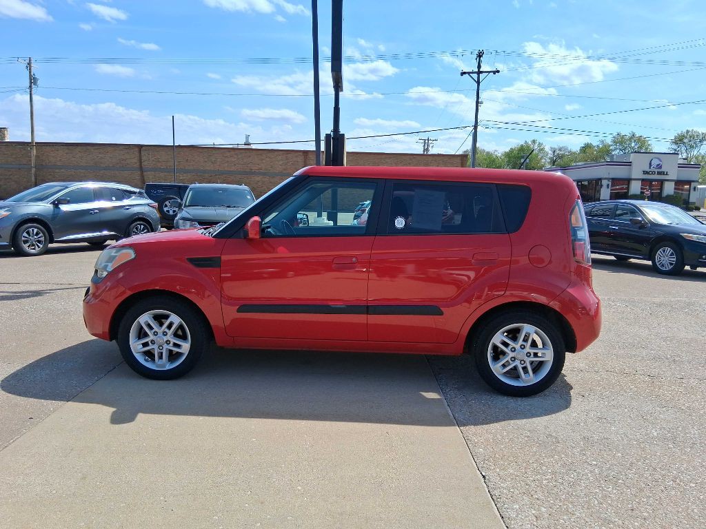 2010 Kia Soul Image 2