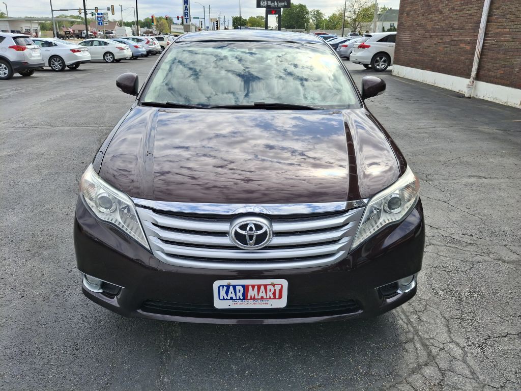 2011 Toyota Avalon Image 3